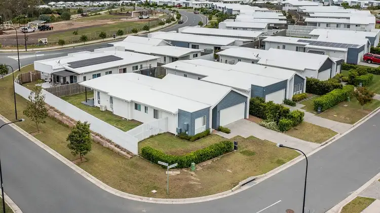 Second view of Homely house listing, 2 Conochie Place, Pimpama QLD 4209