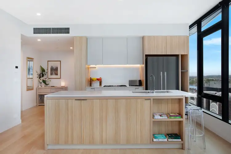 Third view of Homely apartment listing, 3104/38 York Street, Sydney NSW 2000