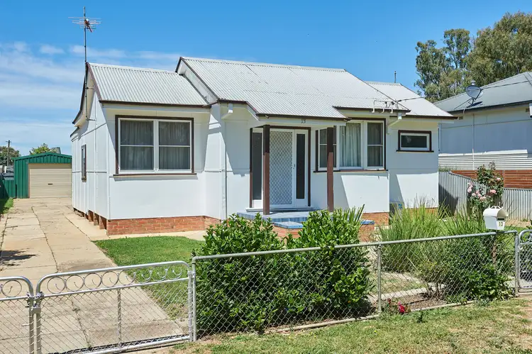 13 Mill Street, North Wagga Wagga NSW 2650