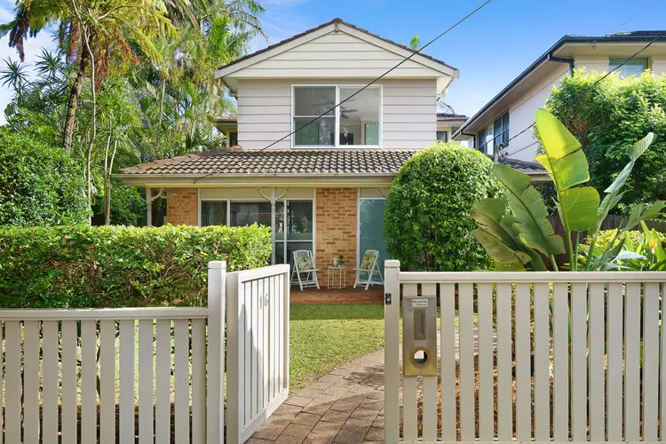 16 Surfers Parade, Freshwater NSW 2096
