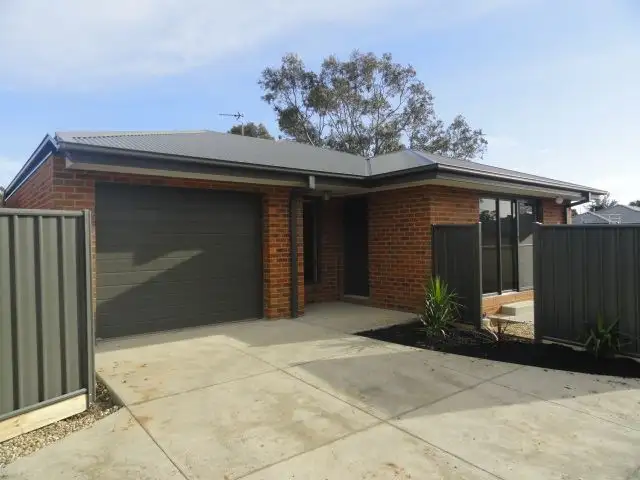 15 Mitchell Street