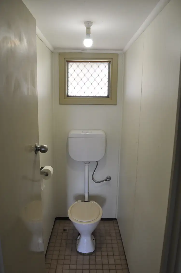 Seventh view of Homely semi-detached listing, 15A Beeck Street, Katanning WA 6317