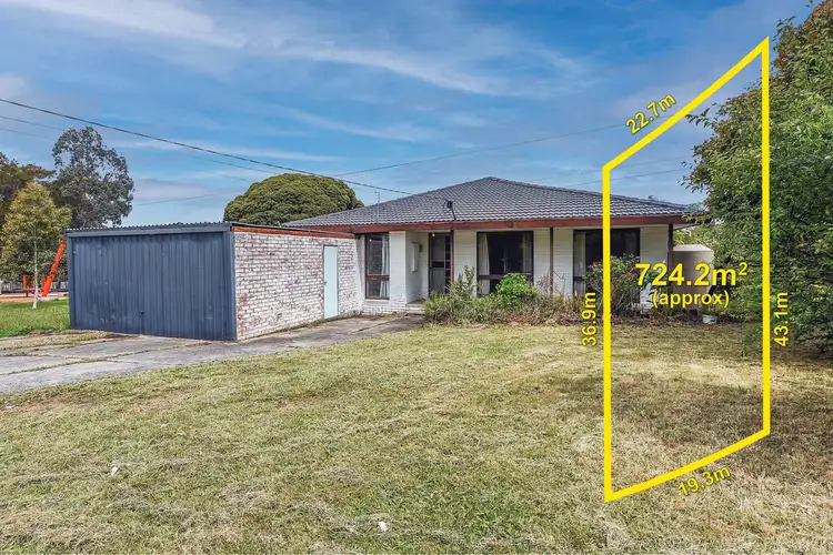 18 Whitehaven Crescent, Mulgrave VIC 3170