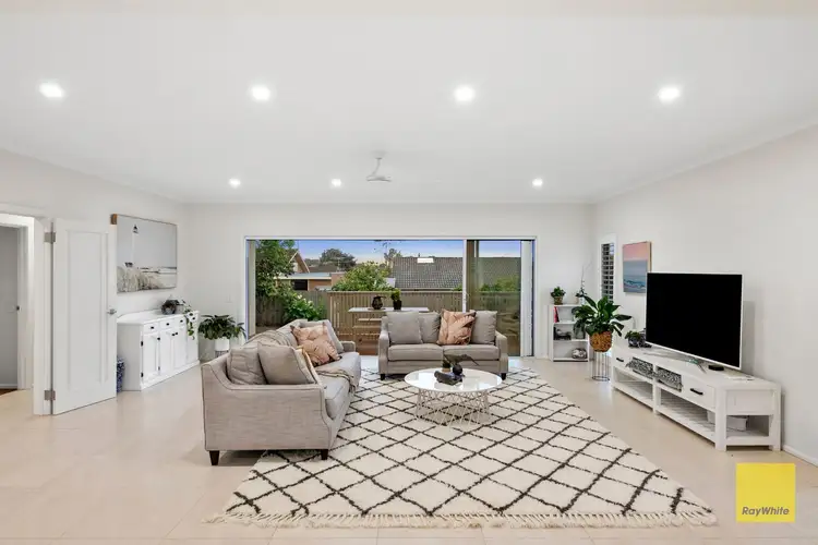 Fifth view of Homely house listing, 15 Amberley Court, Highton VIC 3216