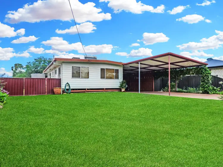 4 Elmer Street, Roma QLD 4455