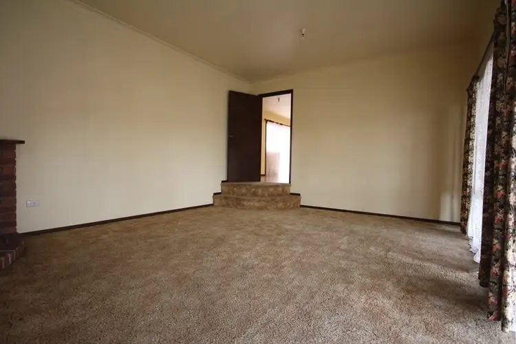 Fifth view of Homely house listing, 4 Rupert Street, Oberon NSW 2787