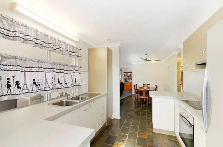 13 Griffey Street, Burdell QLD 4818