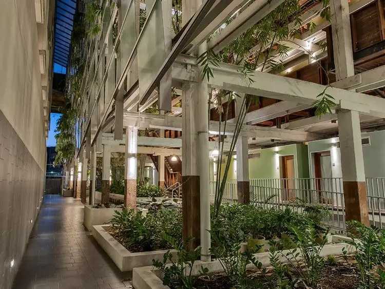 9/16 SKYRING Terrace, Teneriffe QLD 4005