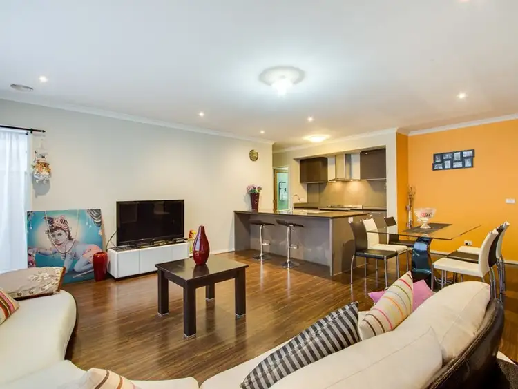 Seventh view of Homely house listing, 9 Holly Green Circuit, Truganina VIC 3029