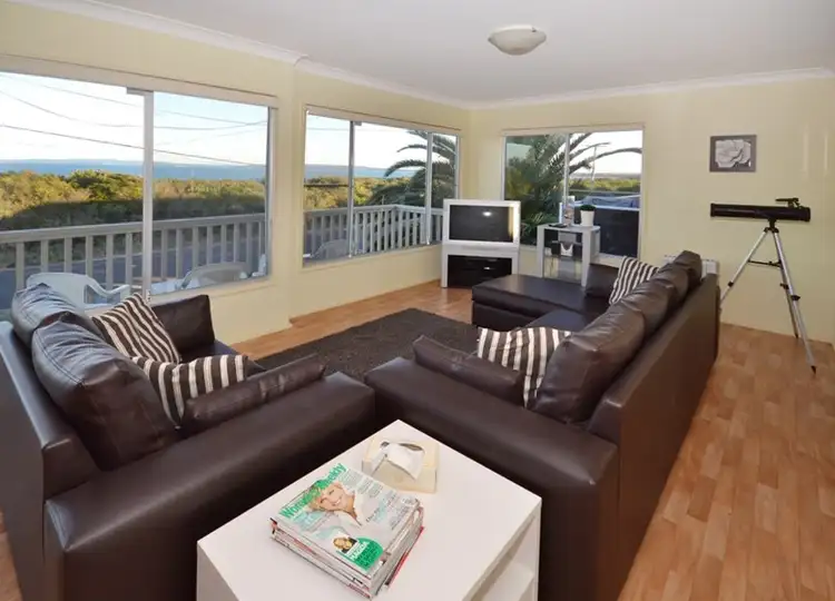 44 Greenway Road, Callala Beach NSW 2540