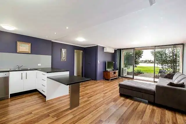 18/70 Military Road, Tennyson SA 5022