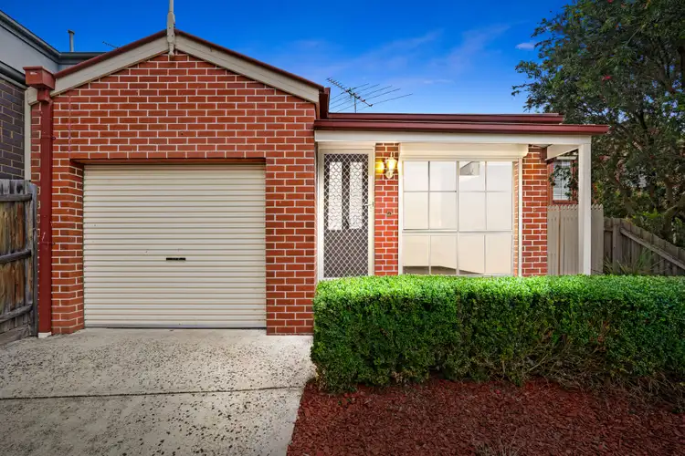 31 Stagecoach Boulevard, South Morang VIC 3752