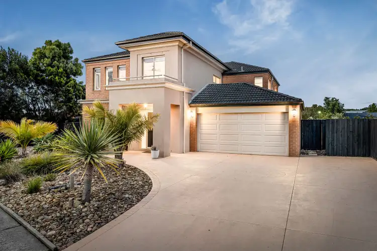 19 Bligh Boulevard, Pakenham VIC 3810