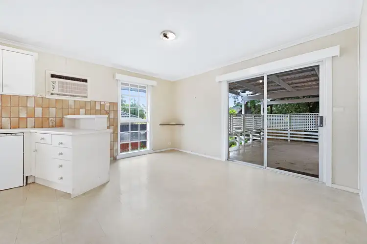 Second view of Homely house listing, 6 Warwick Court, Glen Waverley VIC 3150