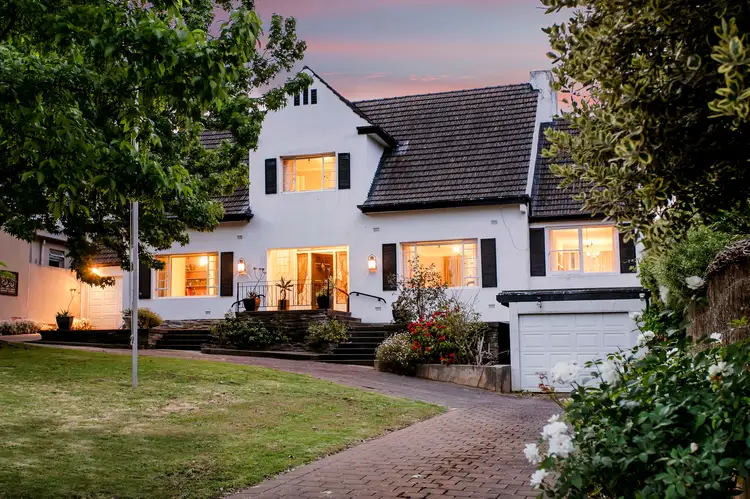 16 Balfour Road, Springfield SA 5062