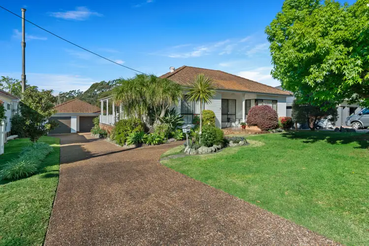 8 Centre Street, Nowra NSW 2541