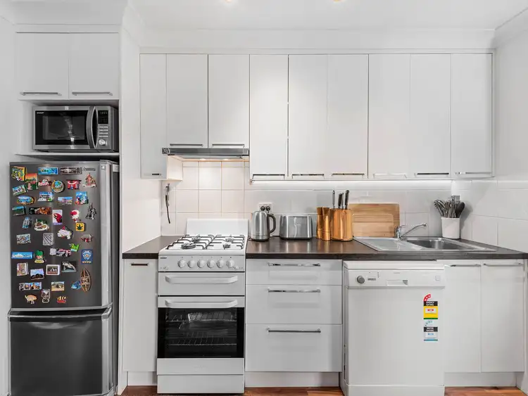 Fifth view of Homely apartment listing, 6/37 Phillips Street, Spring Hill QLD 4000