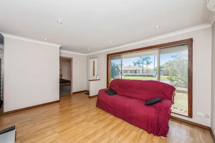 Sixth view of Homely house listing, 2 Shell Close, Cooloongup WA 6168