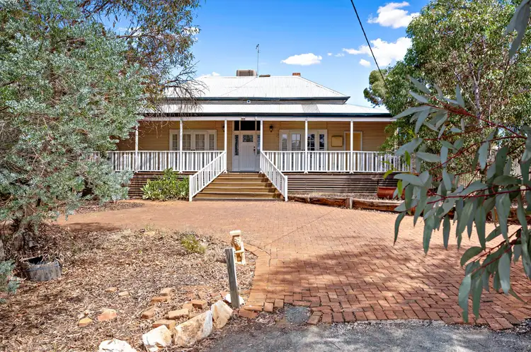 32 Lewis Street, Lamington WA 6430