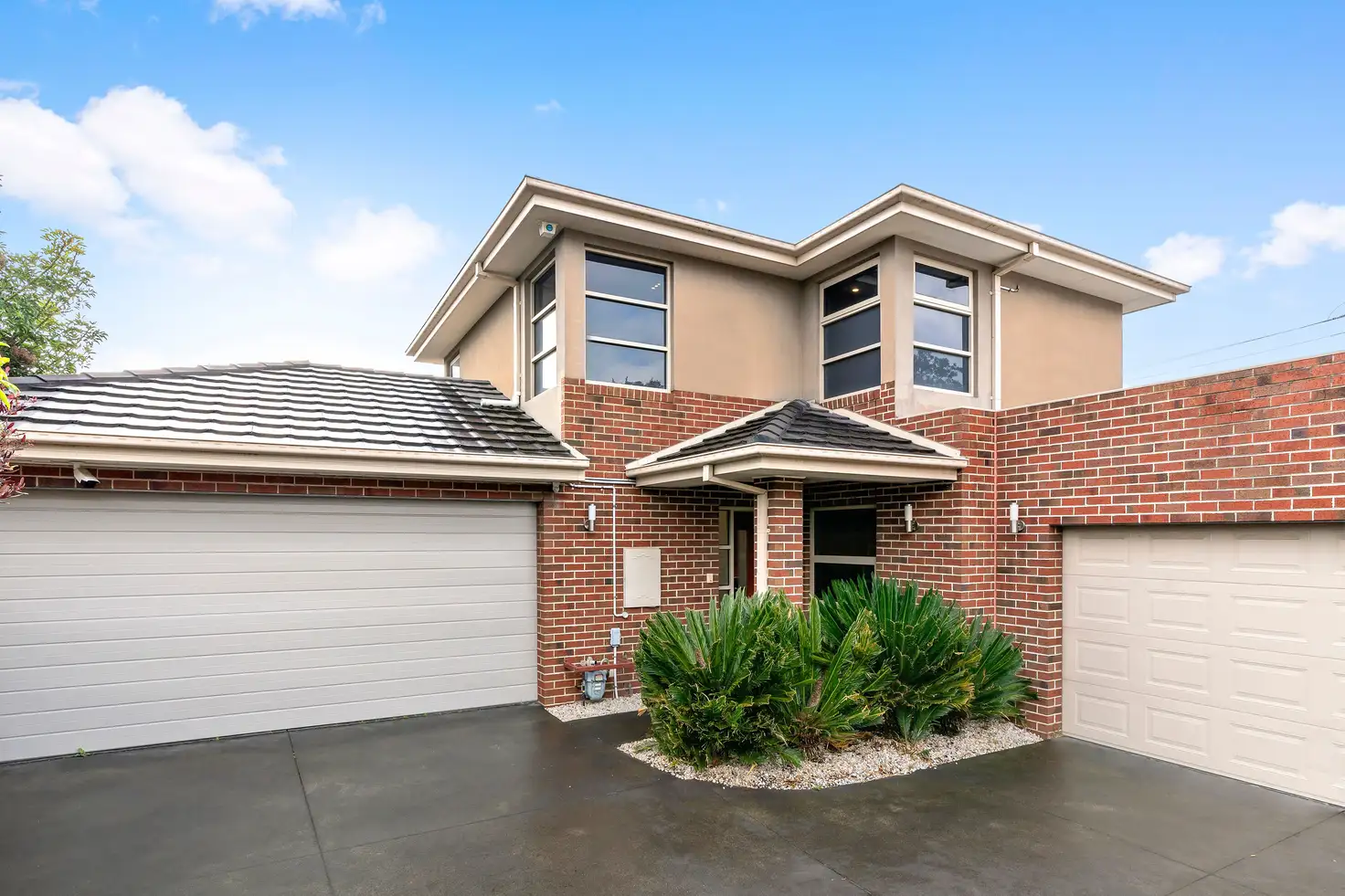 Main view of Homely townhouse listing, 2/76 Scotsburn Avenue, Clayton VIC 3168