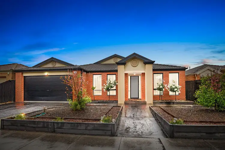 22 Macadamia Grove, Werribee VIC 3030