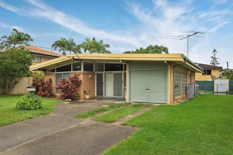 28 Blackwattle Street, Macgregor QLD 4109