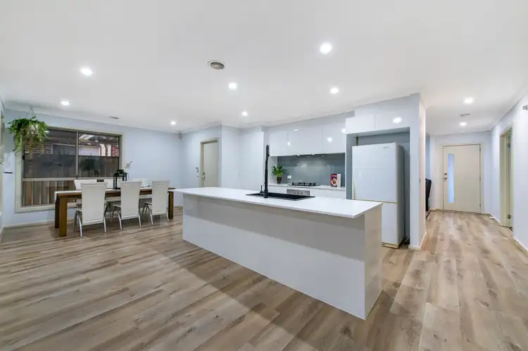 Second view of Homely house listing, 7 Buchan Court, Taylors Hill VIC 3037