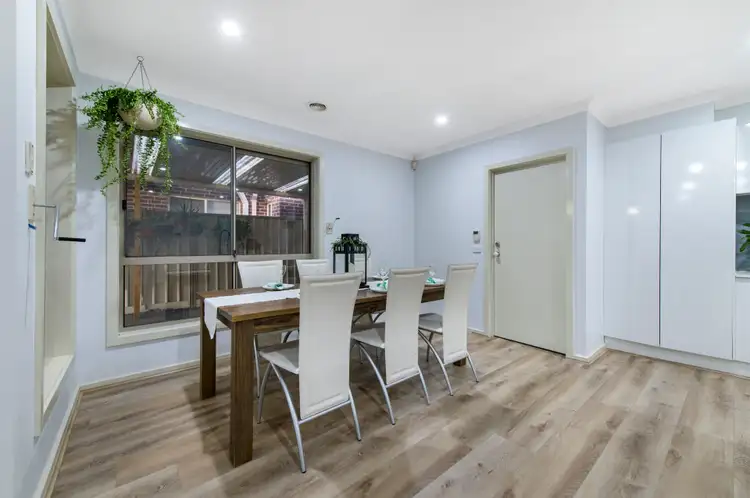 Fifth view of Homely house listing, 7 Buchan Court, Taylors Hill VIC 3037