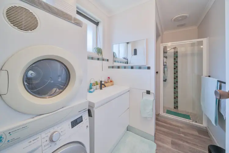 Fifth view of Homely house listing, 2/13 Bowles Street, Kangaroo Flat VIC 3555