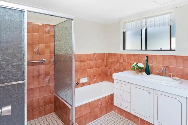 Fourth view of Homely unit listing, 4/6 Lenneberg Street, Southport QLD 4215