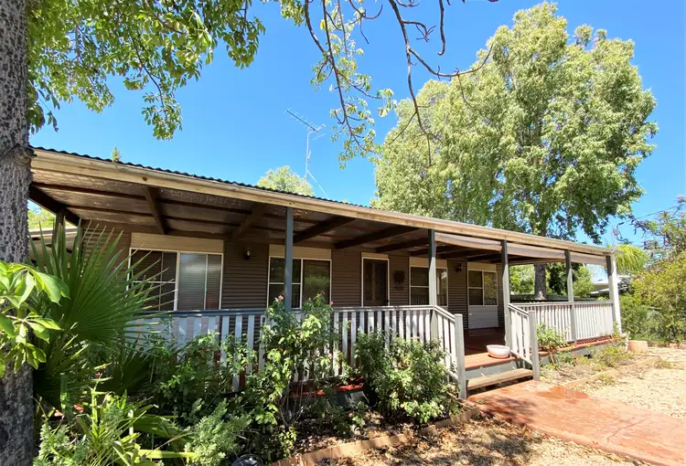 19 Brolga Street, Longreach QLD 4730