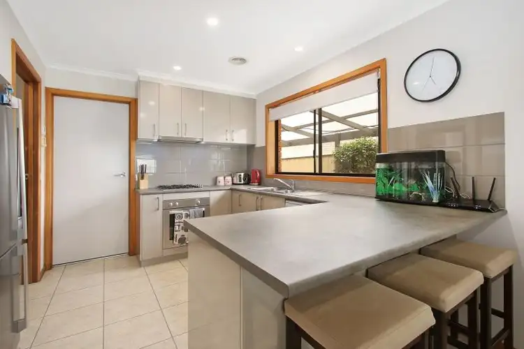 Sixth view of Homely house listing, 5 Sinnett Court, West Wodonga VIC 3690