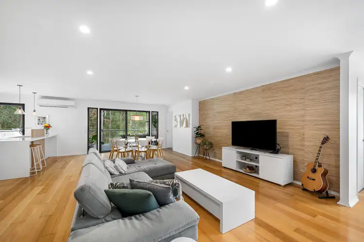 Sixth view of Homely house listing, 2 Forest Oak Court, Tanawha QLD 4556