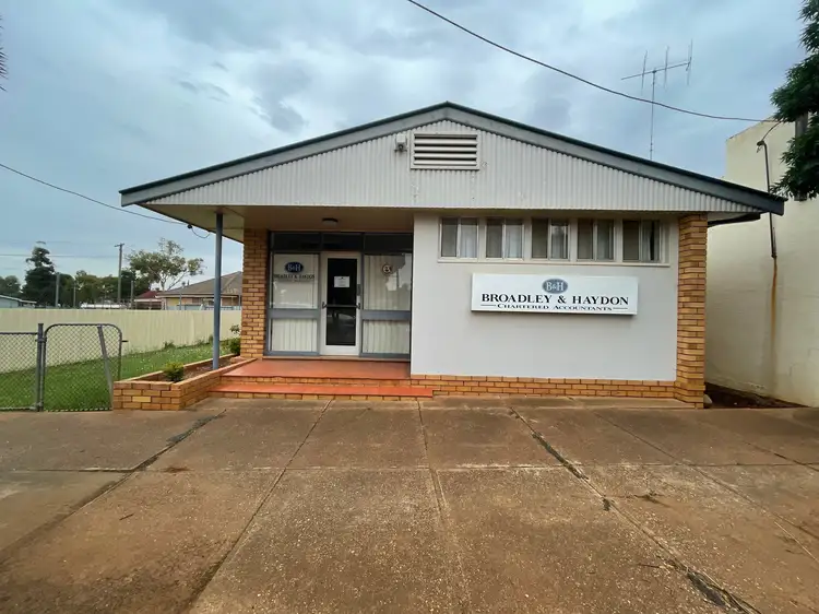2 Melrose Street, Condobolin NSW 2877