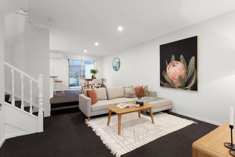 48 Kierens Way, Chadstone VIC 3148