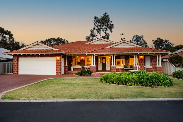 9 Turnberry Way, Pelican Point WA 6230
