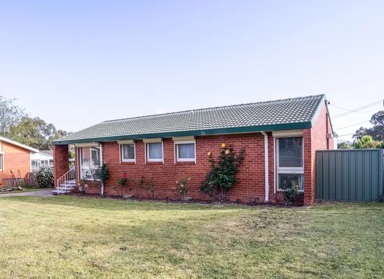 5 Weber Place, Holt ACT 2615
