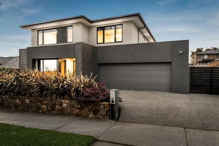 31 Wakehurst Way, Officer VIC 3809