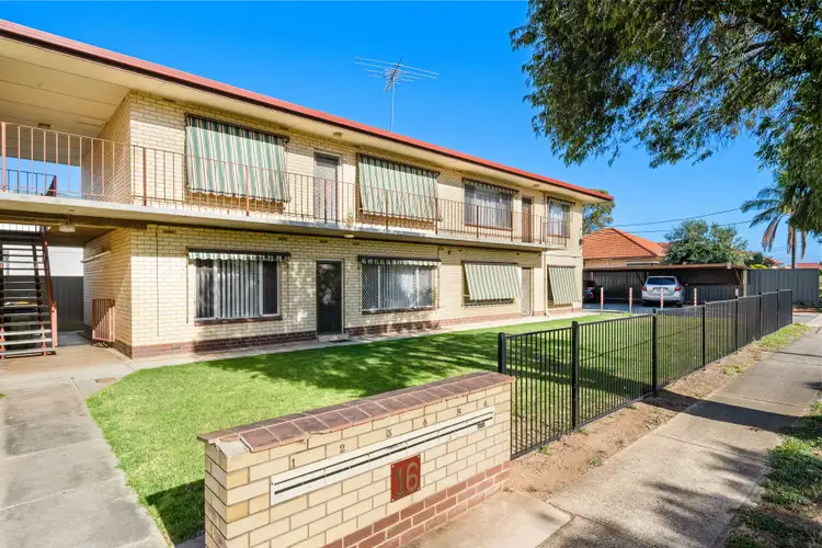 2/16 Sando Street, Findon SA 5023