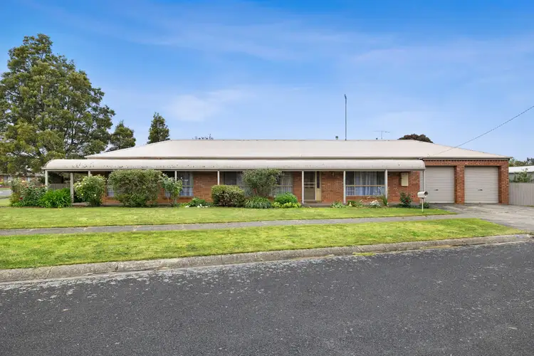 2 Bedggood Court, Sebastopol VIC 3356