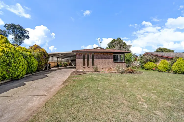 12 Chuculba Crescent, Giralang ACT 2617