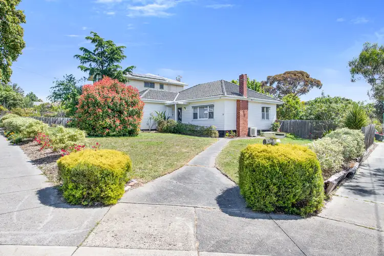 31 Stanley Avenue, Mount Waverley VIC 3149