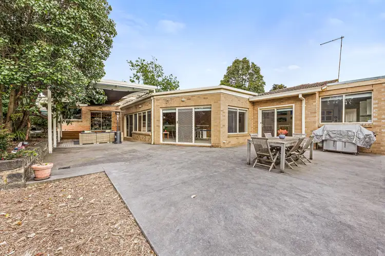 4 Rowland Court, Glen Waverley VIC 3150