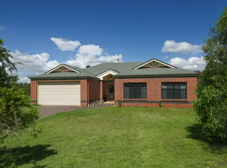 16-18 Bedwell Street, Cranley QLD 4350