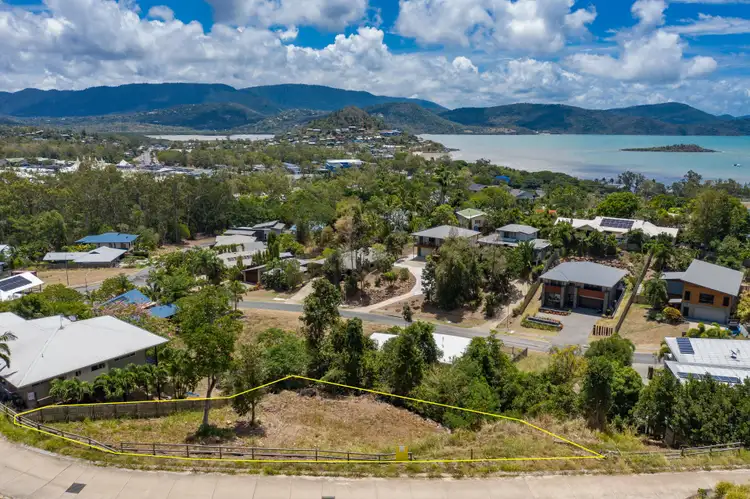 58 Eshelby Drive, Cannonvale QLD 4802
