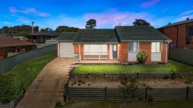 52 McNaughton Avenue, Maryland NSW 2287