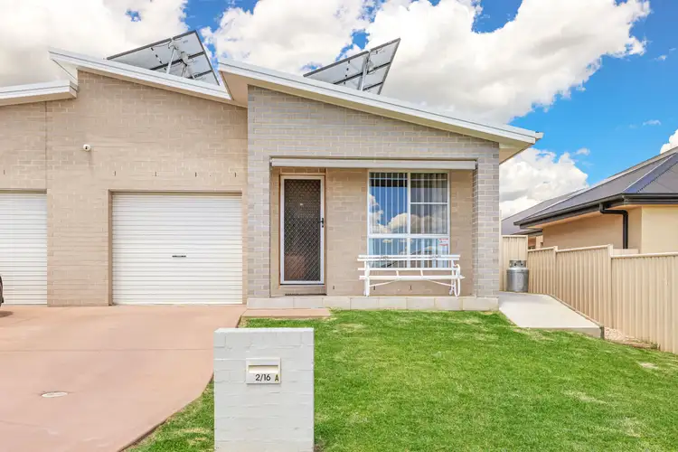 2/16 Mulconda Close, Tamworth NSW 2340