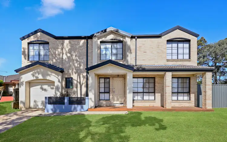 1 Foxgrove Avenue, Casula NSW 2170