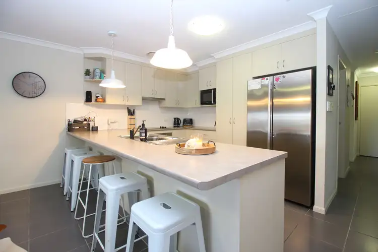 Seventh view of Homely semi-detached listing, 2/11 Wright Street, Emerald QLD 4720