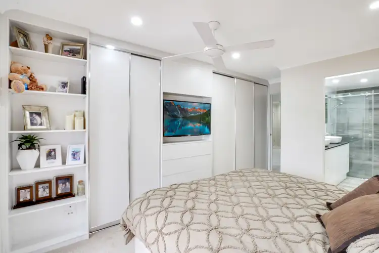 Fifth view of Homely unit listing, E32/1 Great Hall Drive, Miami QLD 4220